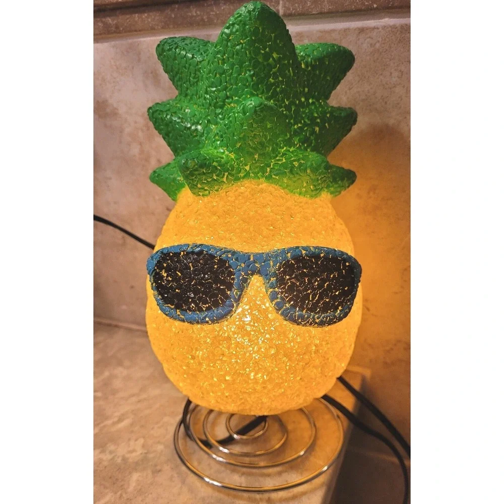Pineapple Lamp With Glasses Textured Works‎ Pre-owned